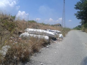 spazzatura in strada