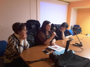 Licia Aquino (ostetrica), Francesca Alberti (presidente Innecesareo) e Teresa Pittelli (giornalista)